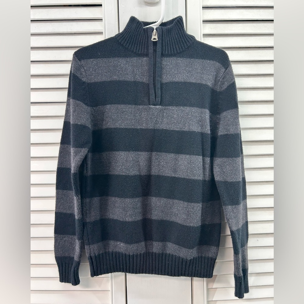 Retrofit Size 5 Black & Grey Striped 1/4 Zip Sweater